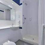 호텔 Travelodge In Furness 3*