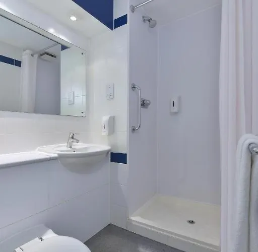 Hotel Travelodge In Furness 3*